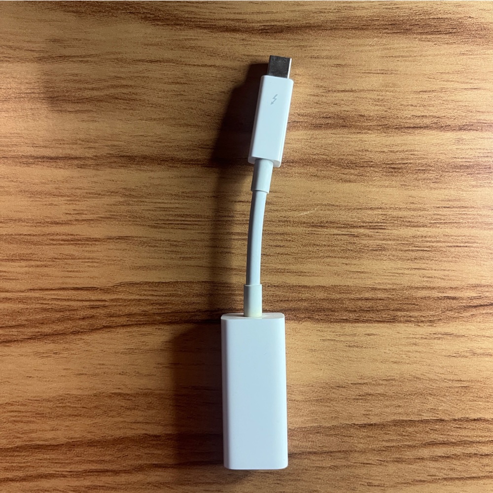 Apple Thunderbolt 2 Male to FireWire Adapter Dongle A1463 EMC 2591